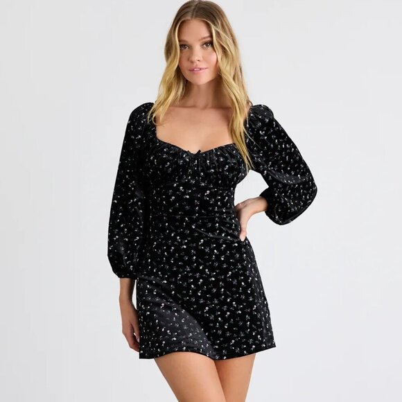 Lulus Dresses & Skirts - Lulus Adored Perfection Black Floral Velvet Balloon Sleeve Mini Dress - Size S